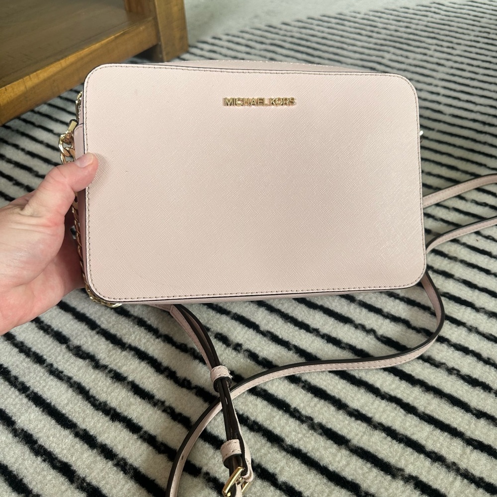 Michael Kors crossbody bag